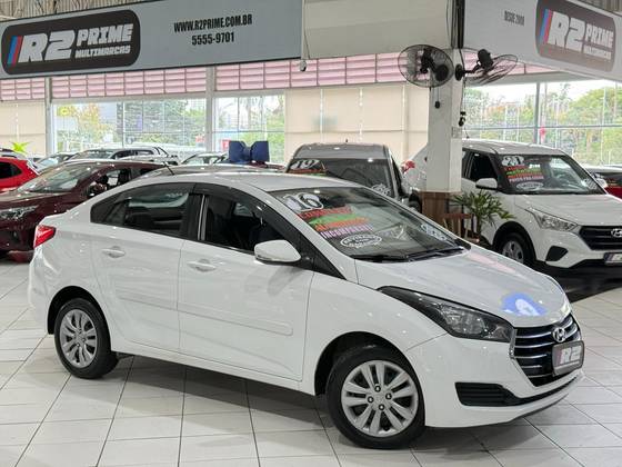 HYUNDAI HB20S 1.6 COMFORT PLUS 16V FLEX 4P AUTOMÁTICO